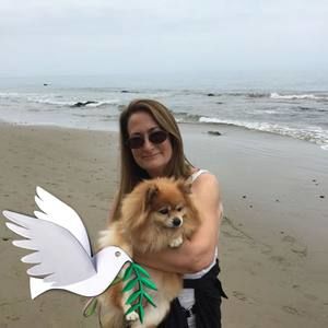 Meet your Posher, Elaine